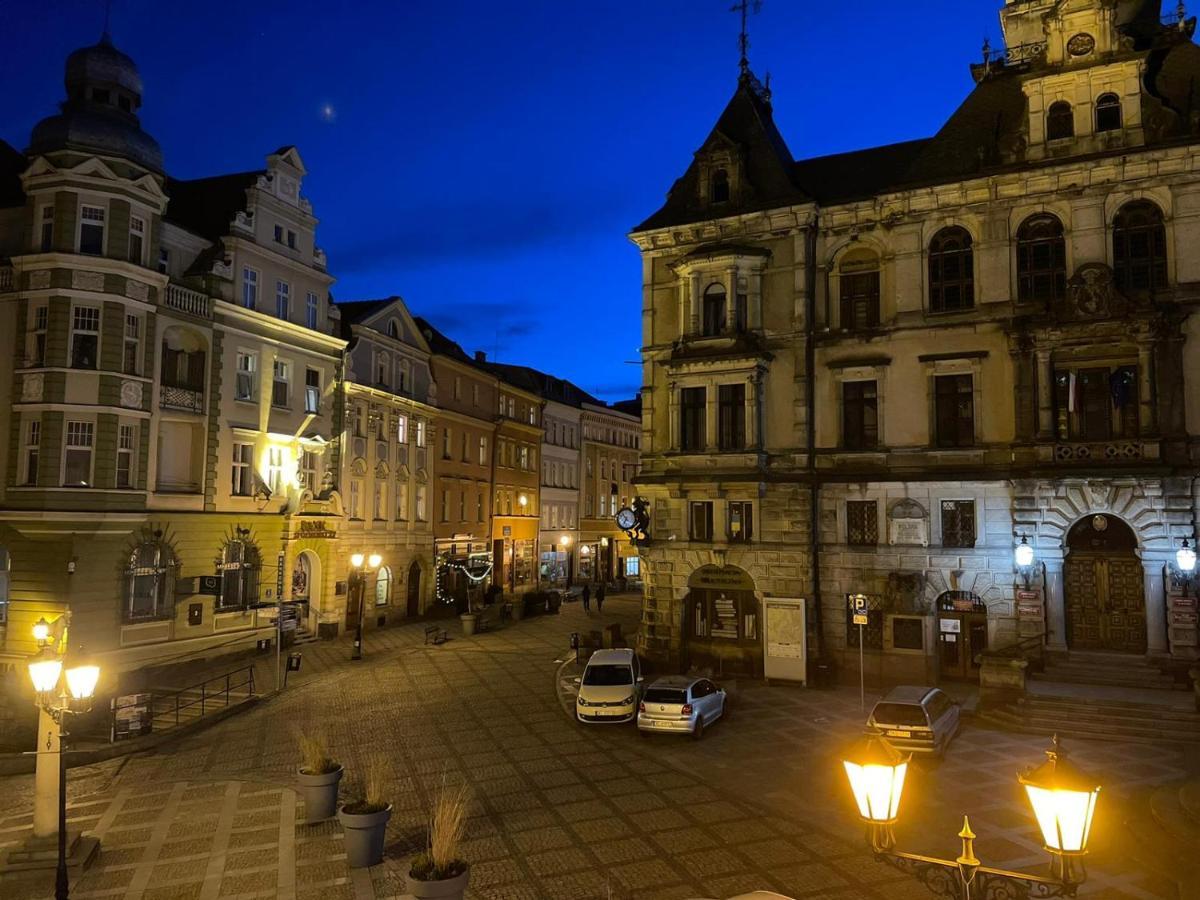 Apartament Przy Ratuszu Клодзько Екстер'єр фото