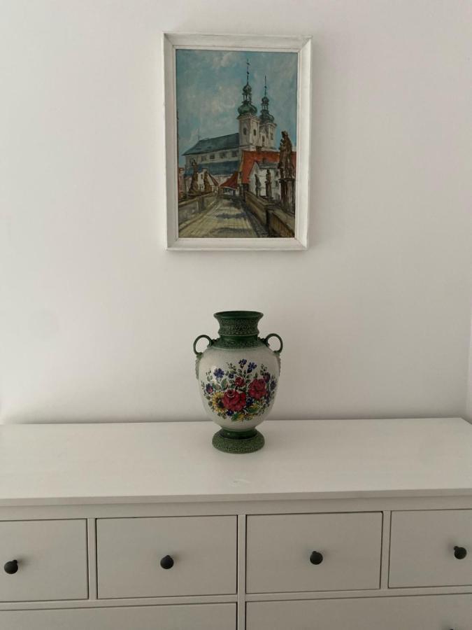 Apartament Przy Ratuszu Клодзько Екстер'єр фото