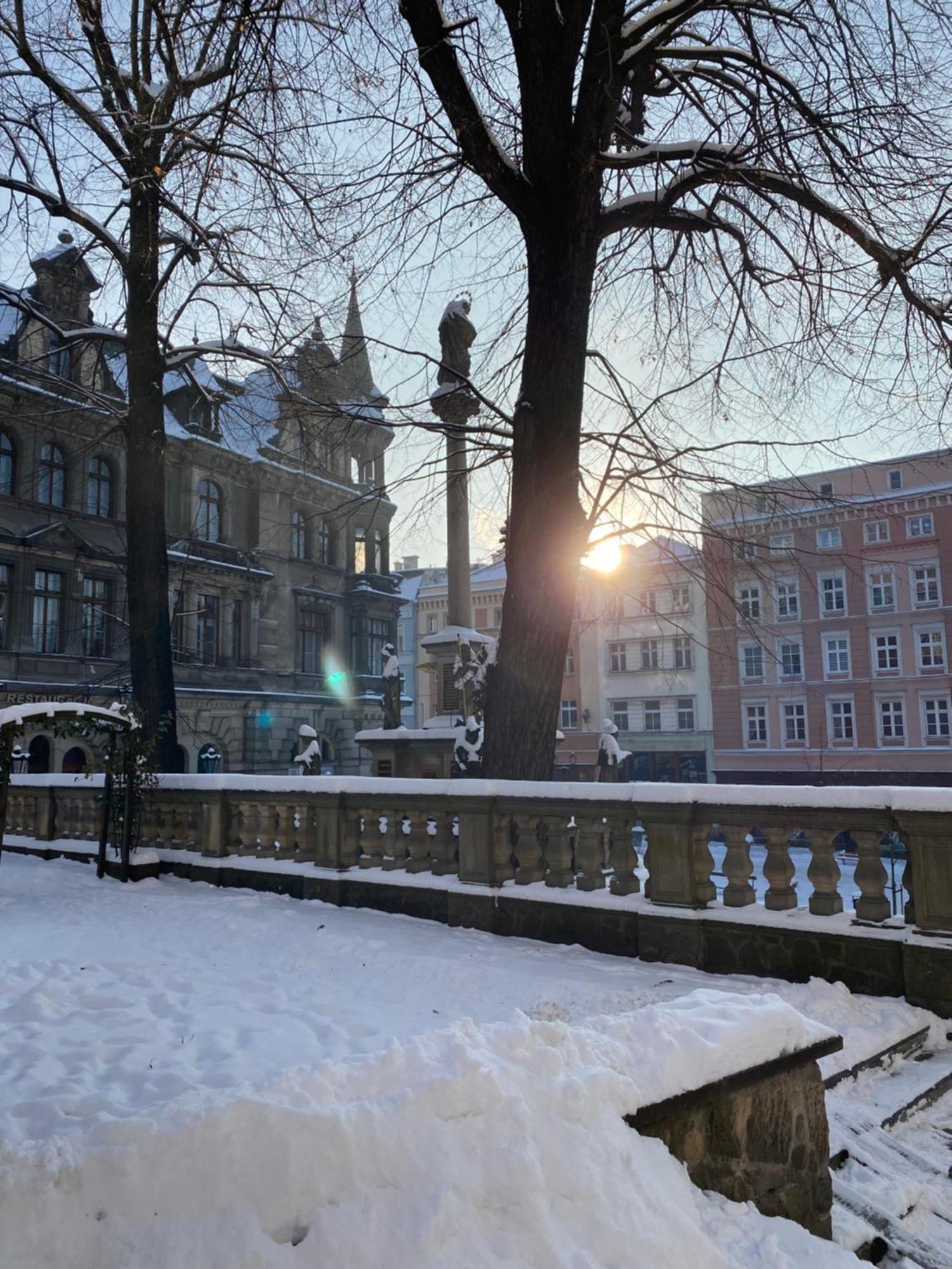 Apartament Przy Ratuszu Клодзько Екстер'єр фото