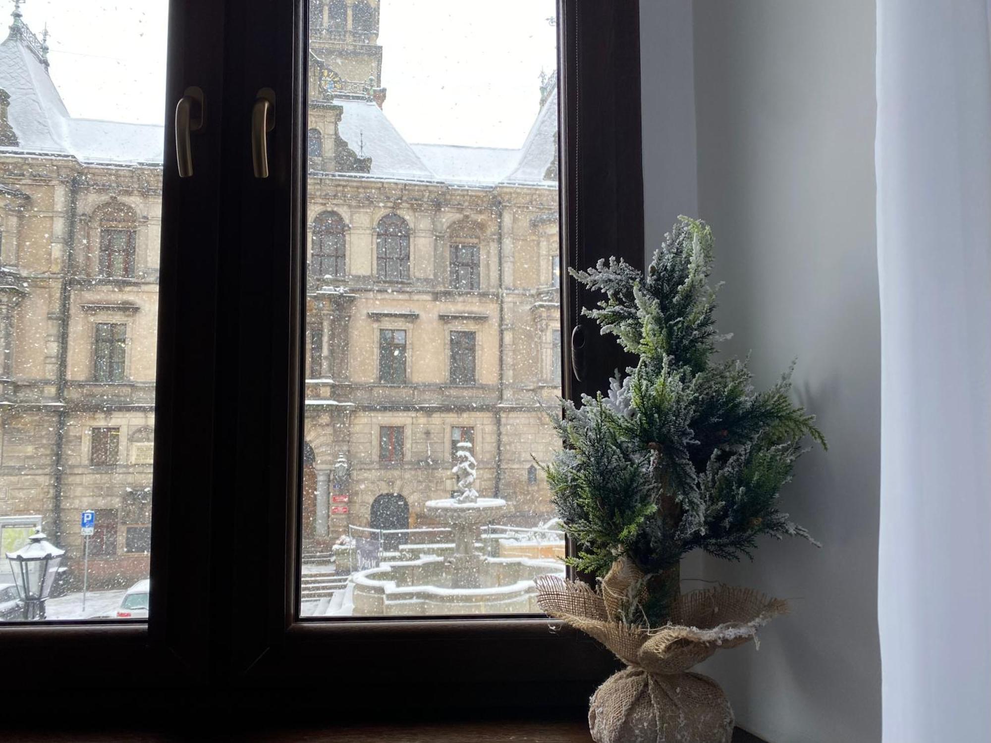 Apartament Przy Ratuszu Клодзько Екстер'єр фото