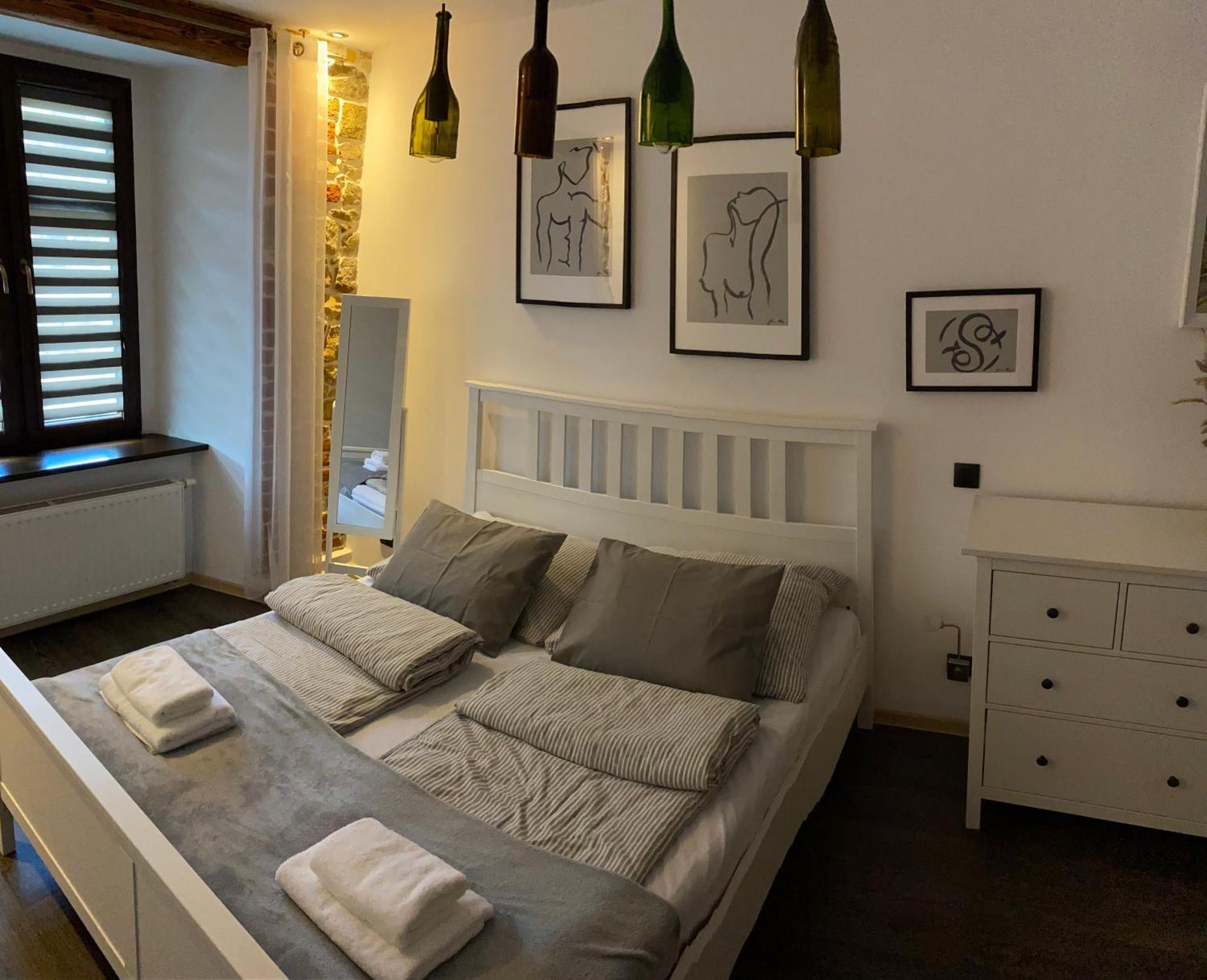 Apartament Przy Ratuszu Клодзько Екстер'єр фото